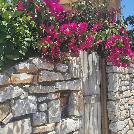 Villaaurora-mani Areopoli